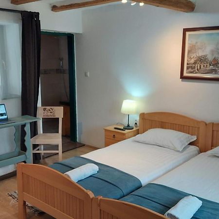 Eva House Hotel Pacsér Kültér fotó